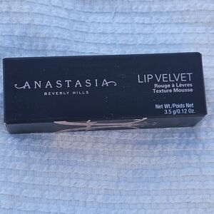 Anastasia Beverly Hills Lip Velvet shade Peach amber matte lipstick